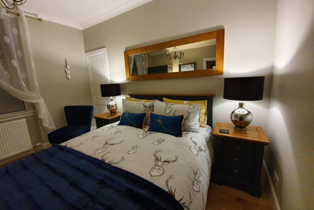 Smart & Stylish Holiday Apartment In The City Centre Інвернесс Екстер'єр фото
