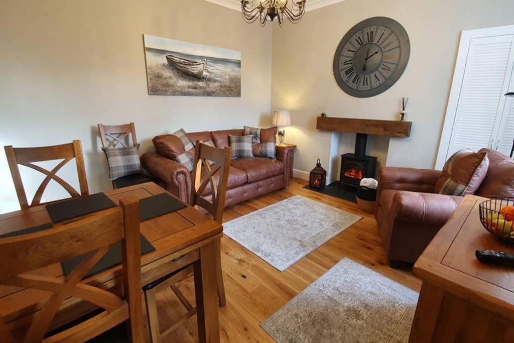 Smart & Stylish Holiday Apartment In The City Centre Інвернесс Екстер'єр фото